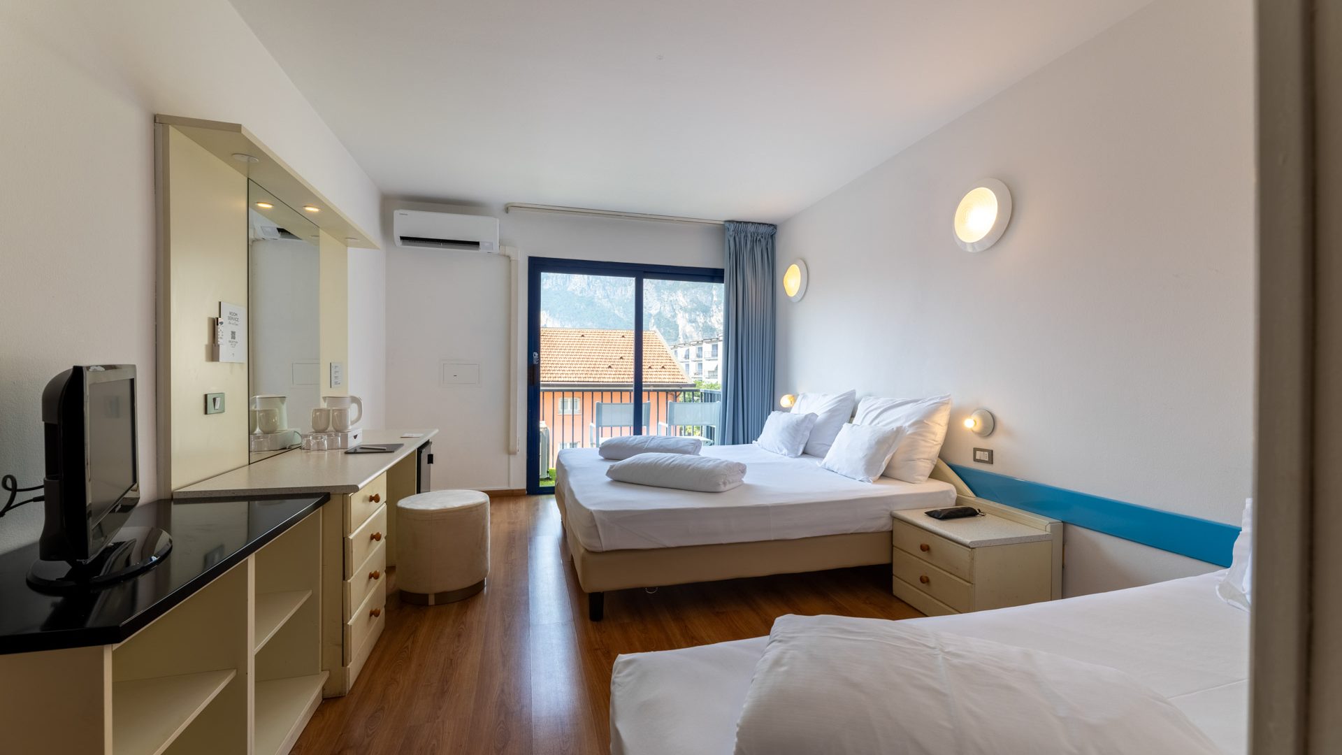 hihotels-riva-lago-di-garda-camera-tripla-7